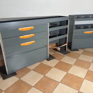 831 - StoreVan - Zabudowa samochodowa - Proace Connect Vito